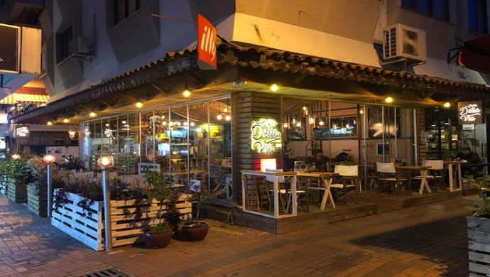 Caffe Della Via